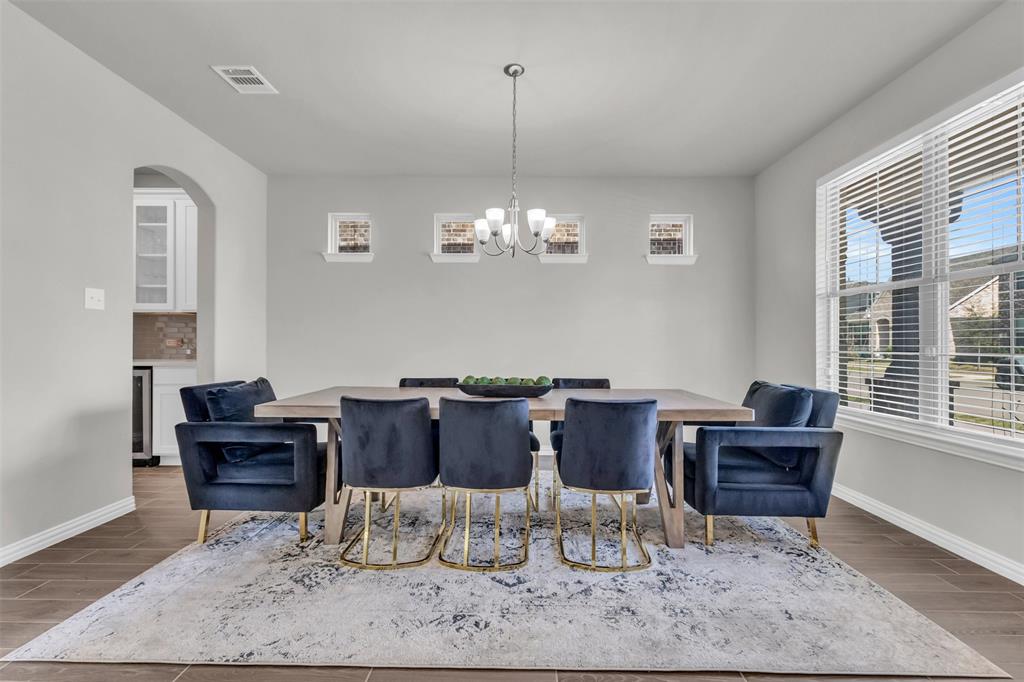 2076 Olivereta Drive