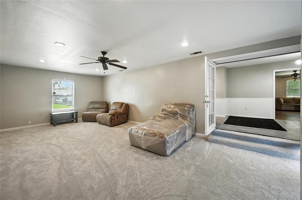 Farmers Branch, Texas 75234, United States, 4 Bedrooms Bedrooms, ,3 BathroomsBathrooms,Residential,Active,246467