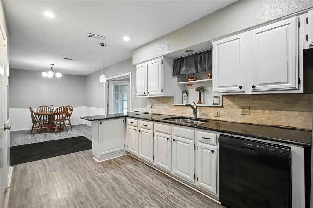 Farmers Branch, Texas 75234, United States, 4 Bedrooms Bedrooms, ,3 BathroomsBathrooms,Residential,Active,246467