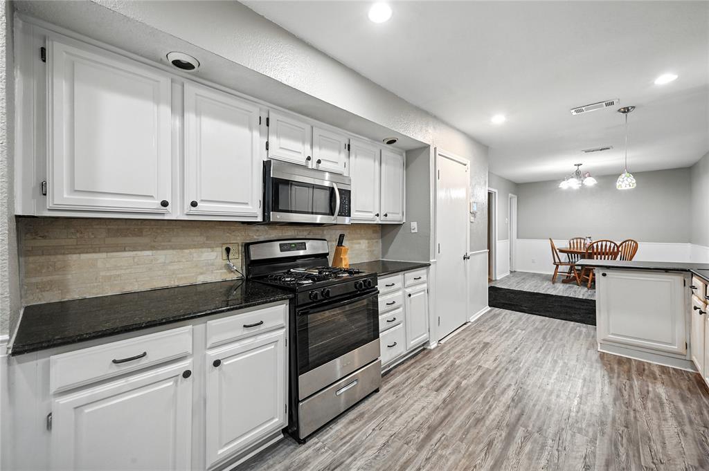 Farmers Branch, Texas 75234, United States, 4 Bedrooms Bedrooms, ,3 BathroomsBathrooms,Residential,Active,246467