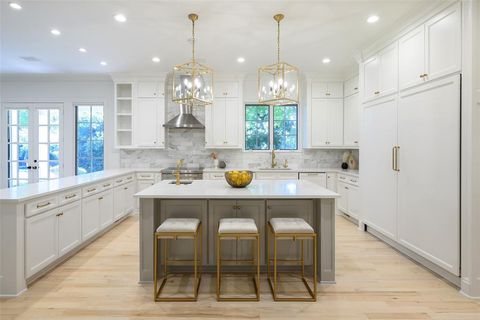 Tiny photo for 9700 Audubon Place, Dallas, TX 75220 (MLS # 21079663)