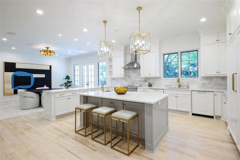 Tiny photo for 9700 Audubon Place, Dallas, TX 75220 (MLS # 21079663)