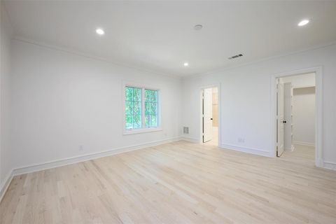 Tiny photo for 9700 Audubon Place, Dallas, TX 75220 (MLS # 21079663)