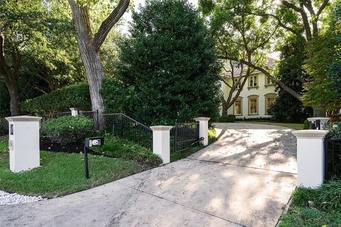 Tiny photo for 9700 Audubon Place, Dallas, TX 75220 (MLS # 21079663)