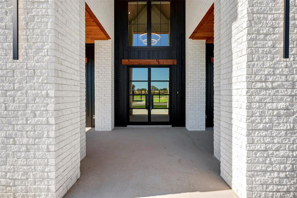 519 Royal Santana Run