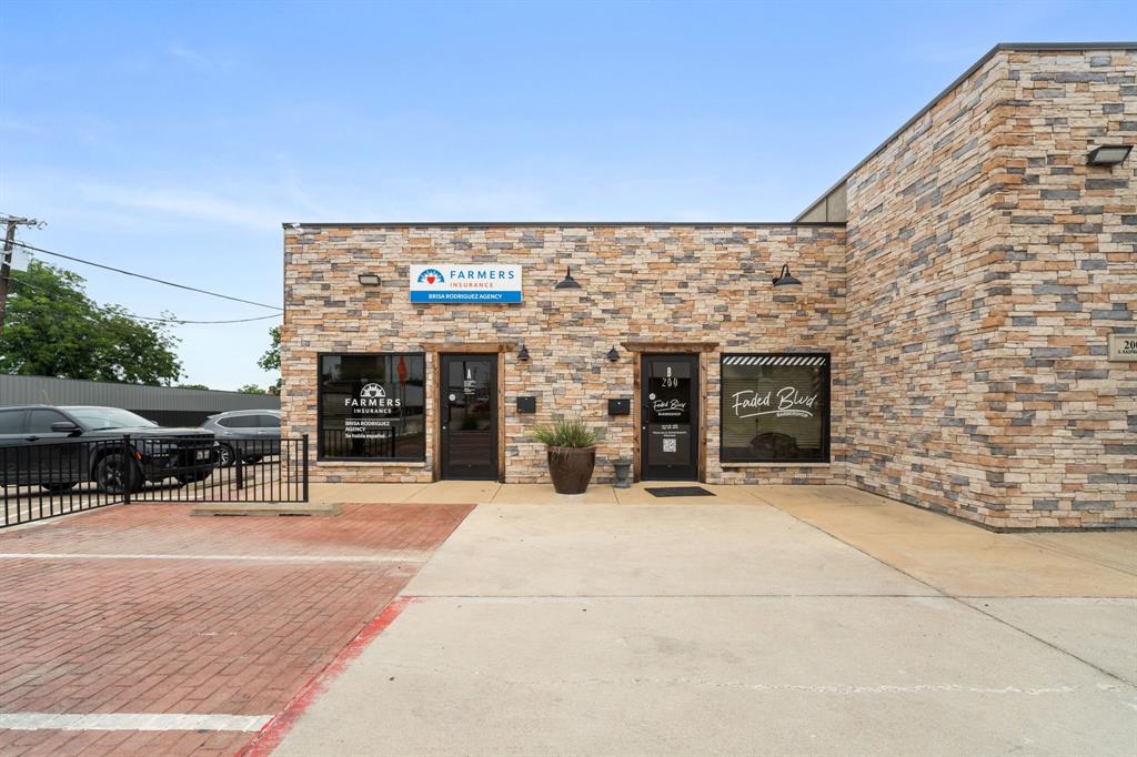 200 S Kaufman Street A,B,C