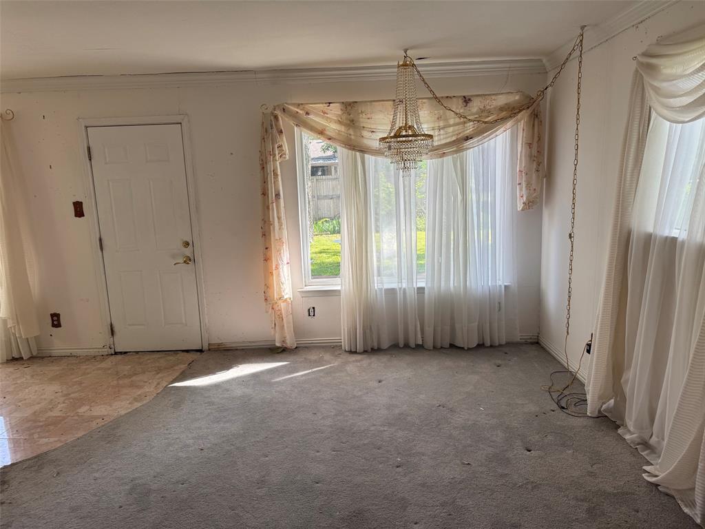 815 Greenhaven Drive