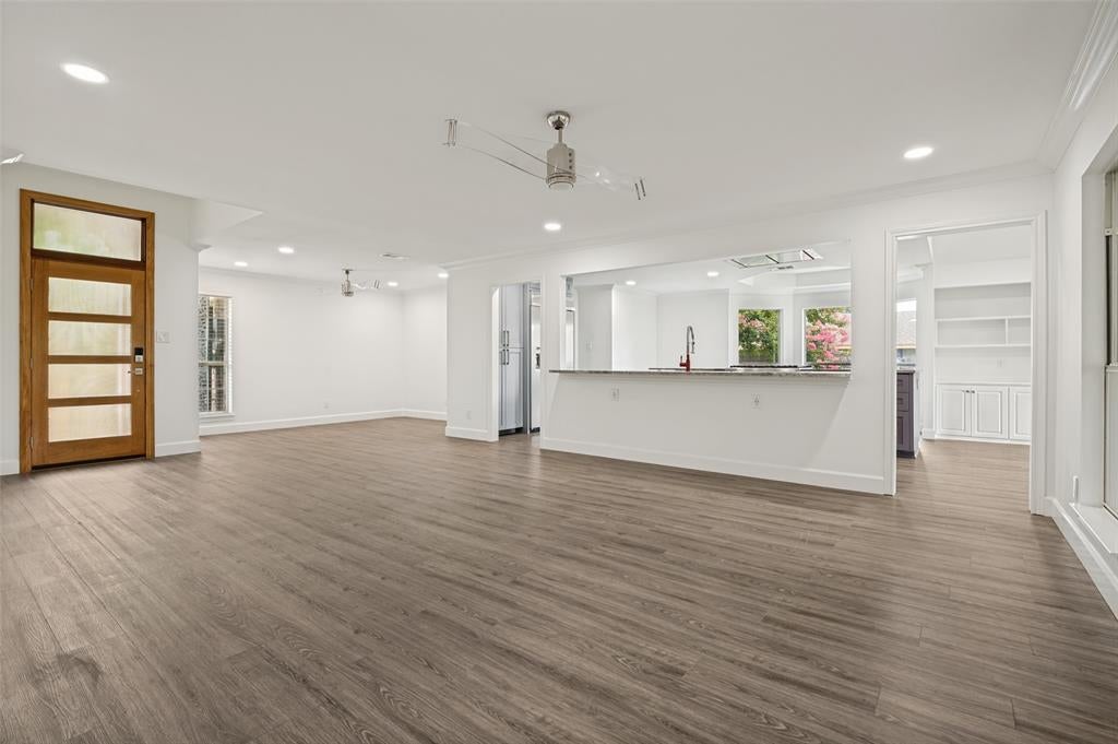 1125 Madlynne Drive