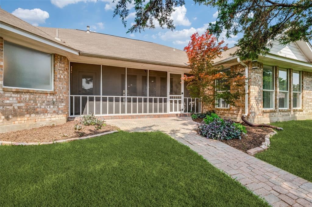 1125 Madlynne Drive
