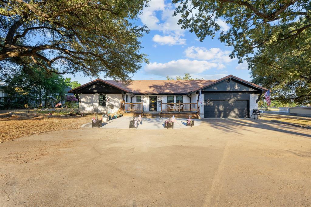 400 W Atchley Drive