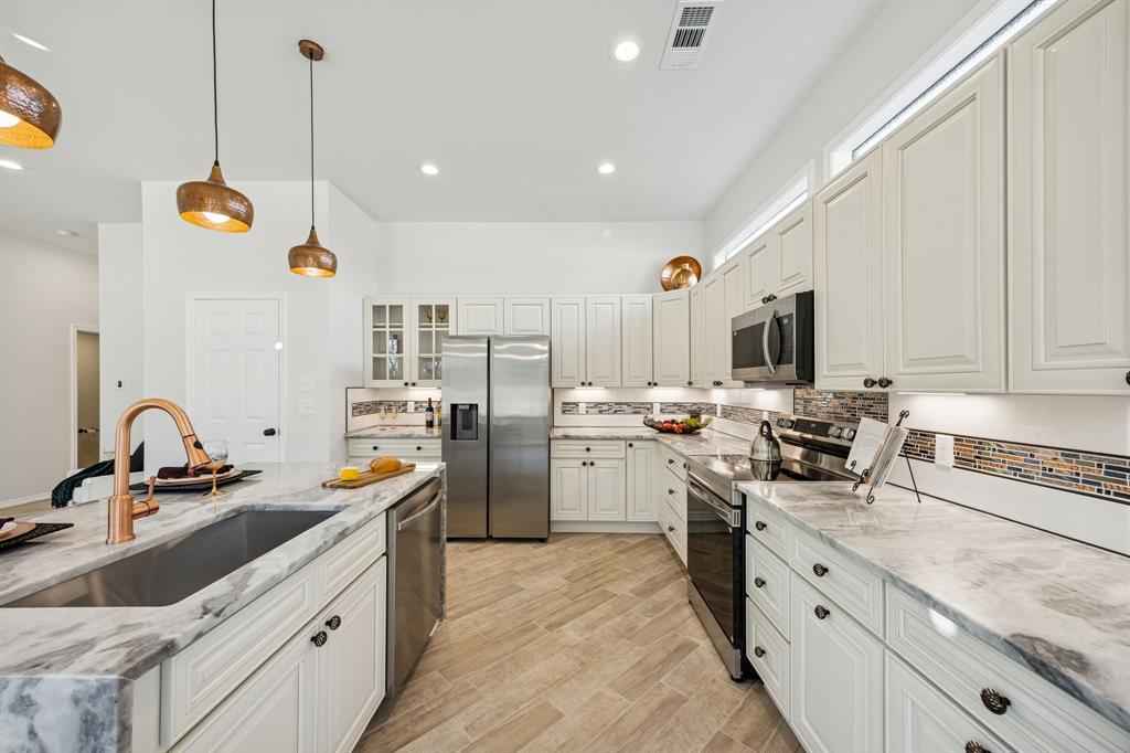 Blue Bonnett Bay - Residential