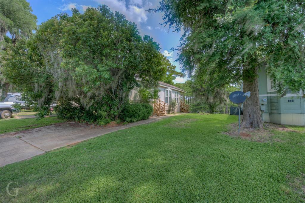315 Lakeview Circle