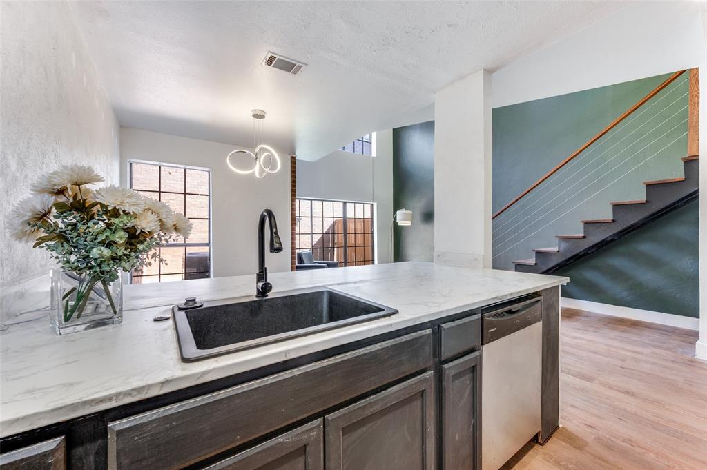 Boardwalk On The Pkwy Condos - Residential