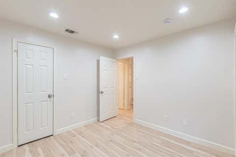 Tiny photo for 1221 Boardwalk Street, Arlington, TX 76011 (MLS # 21323452)