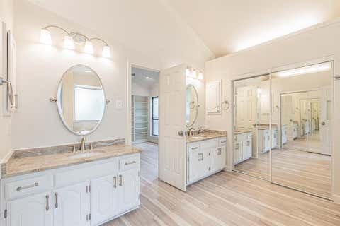 Tiny photo for 1221 Boardwalk Street, Arlington, TX 76011 (MLS # 21323452)