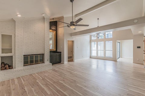 Tiny photo for 1221 Boardwalk Street, Arlington, TX 76011 (MLS # 21323452)