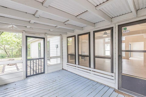 Tiny photo for 1221 Boardwalk Street, Arlington, TX 76011 (MLS # 21323452)