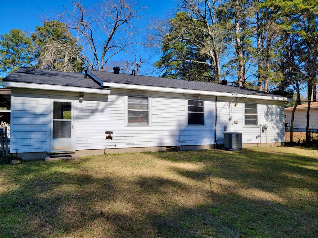 1843 Hollyhock Drive