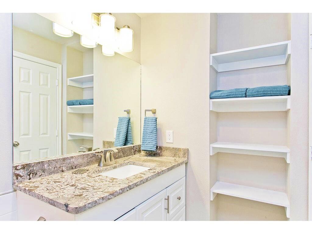 Brooktown Townhouse - Residential Lease