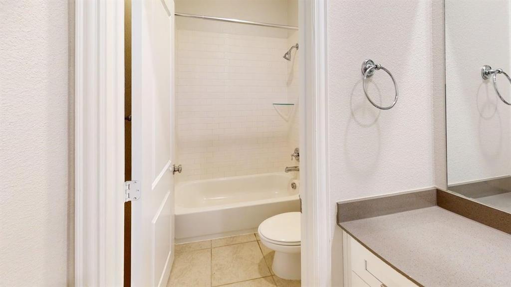 Artesia Ph 5b - Residential Lease