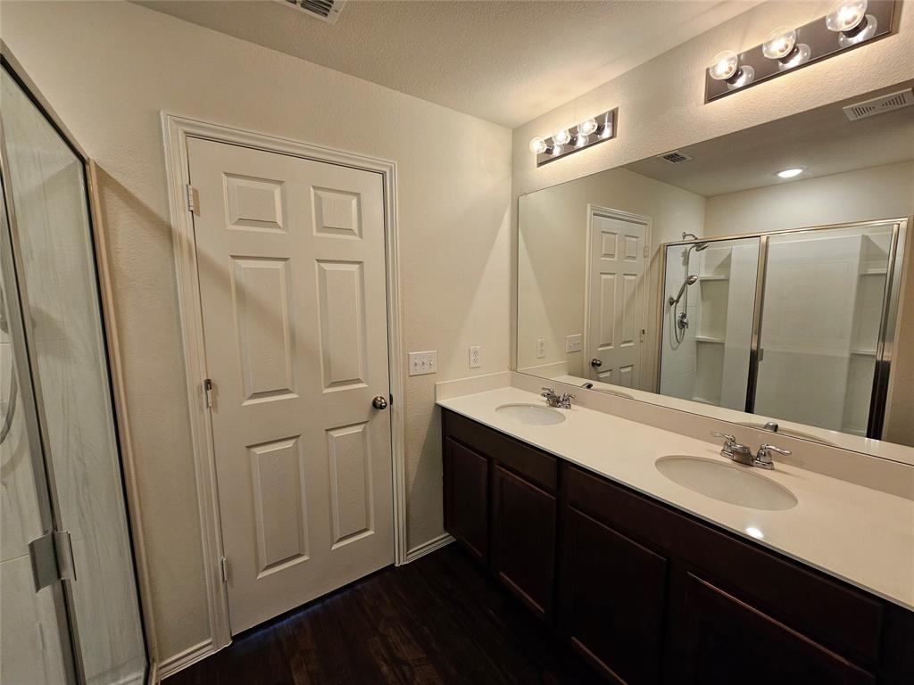 Parks Boat Clob - Residential Lease