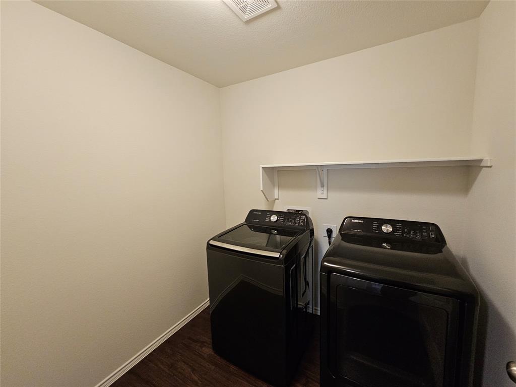 Parks Boat Clob - Residential Lease