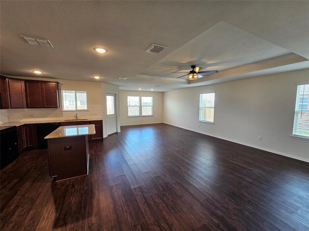 Parks Boat Clob - Residential Lease