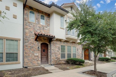 6742 Estrella 2626 Irving TX 75039