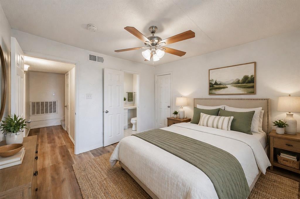 Chart House Condo The - Residential