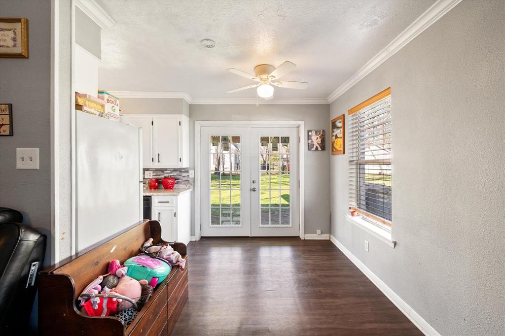 700 W 3rd Avenue