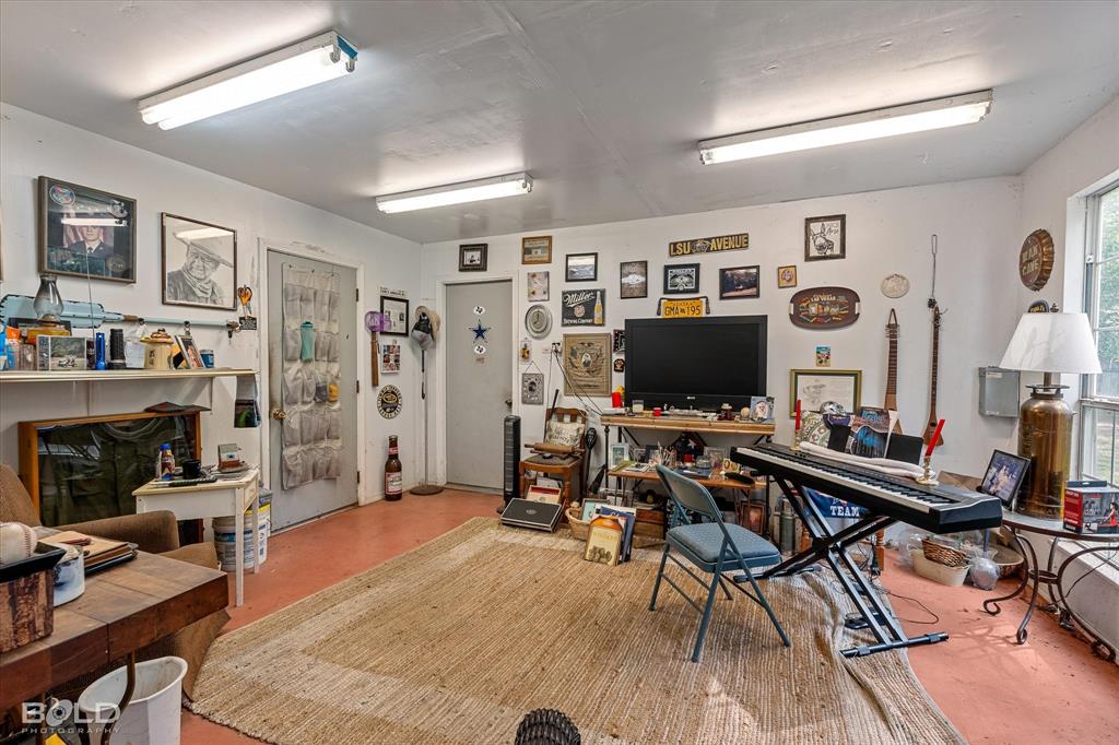 Montgomery Suburban Acres Sub - Residential