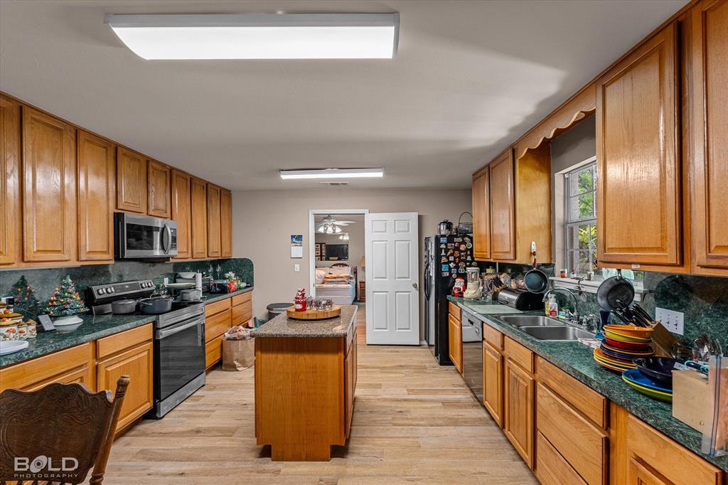 Montgomery Suburban Acres Sub - Residential