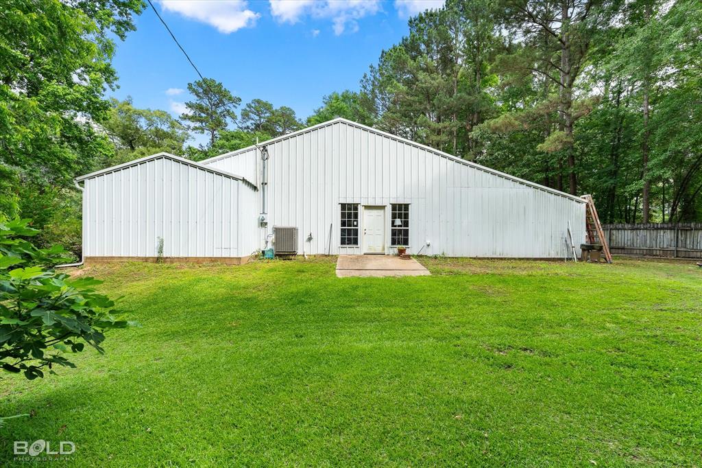 Montgomery Suburban Acres Sub - Residential