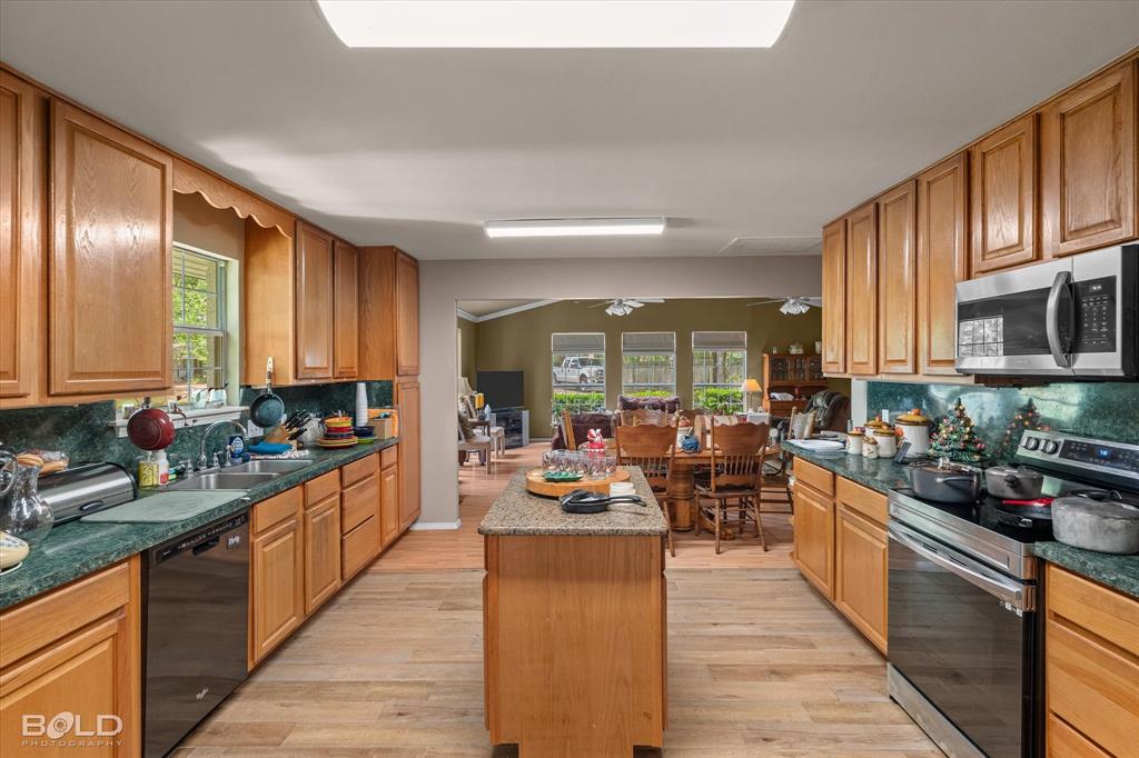 Montgomery Suburban Acres Sub - Residential