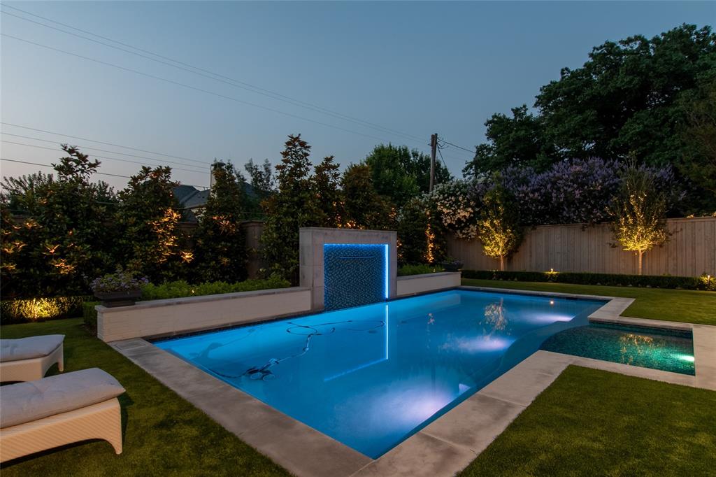 Crestmanor Estates - Residential