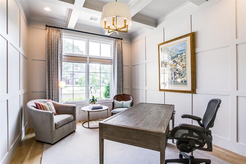 Crestmanor Estates - Residential