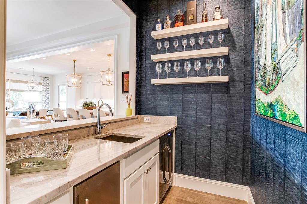 Crestmanor Estates - Residential