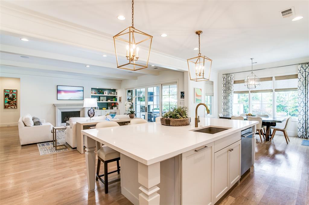 Crestmanor Estates - Residential