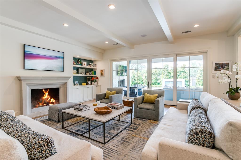 Crestmanor Estates - Residential