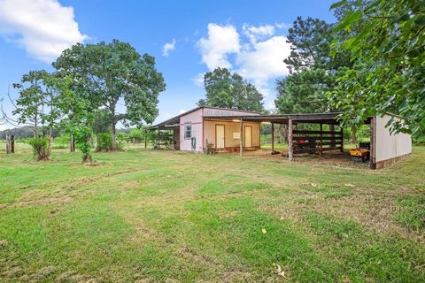 A home in Lindale