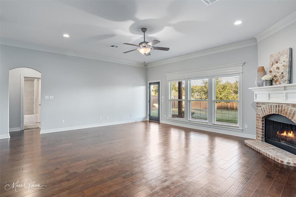 Bossier City, Louisiana 71111, United States, 3 Bedrooms Bedrooms, ,2 BathroomsBathrooms,Residential,Active,220210