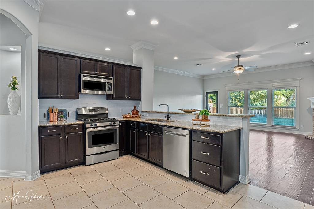 Bossier City, Louisiana 71111, United States, 3 Bedrooms Bedrooms, ,2 BathroomsBathrooms,Residential,Active,220210