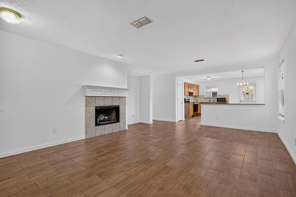 4008 Mantis Street