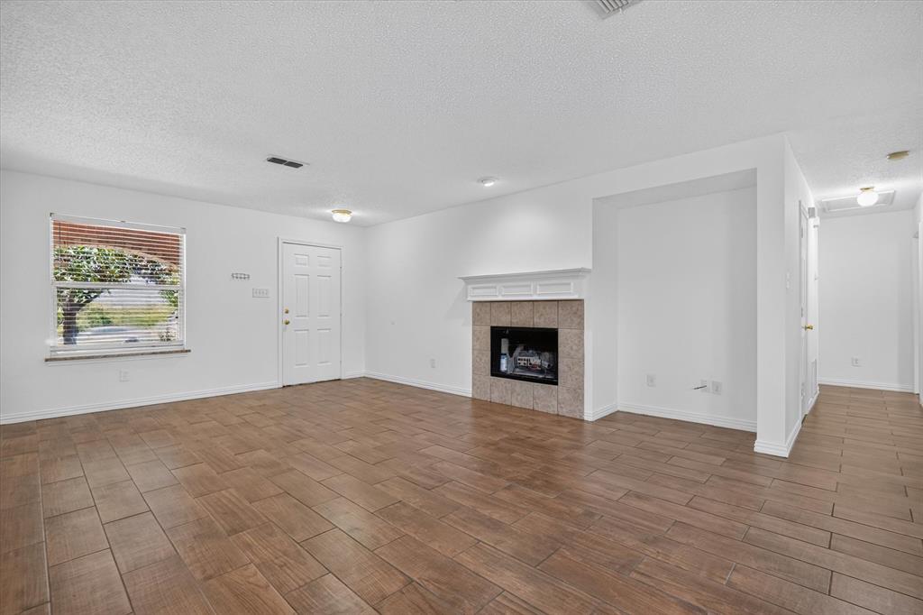 4008 Mantis Street