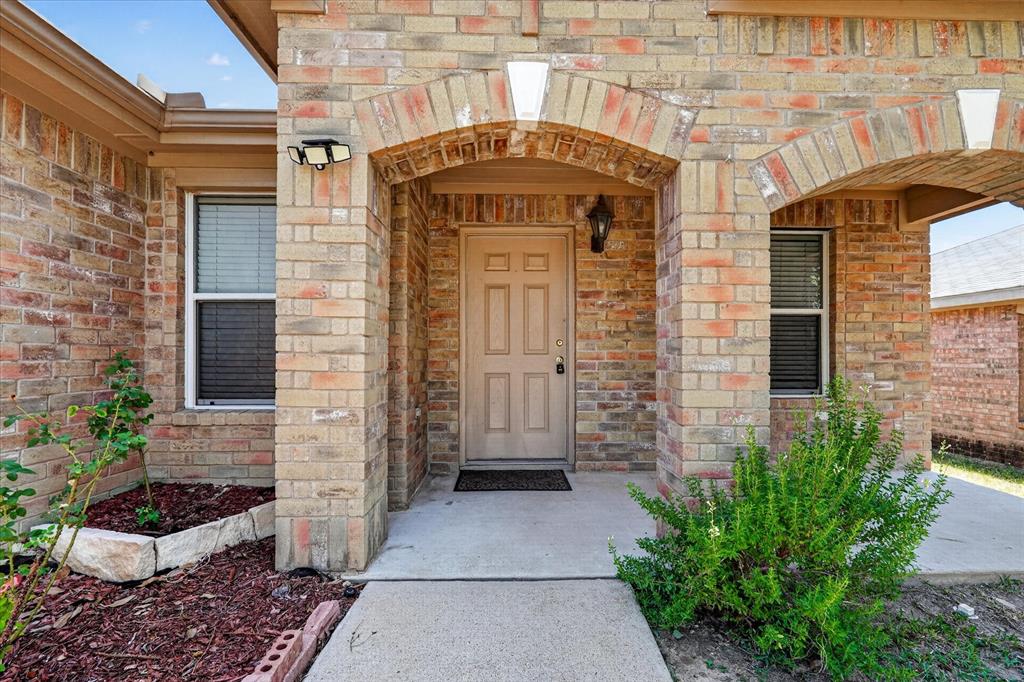 4008 Mantis Street
