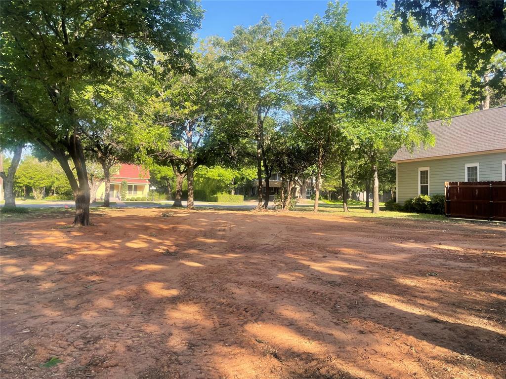 831 Elm Street