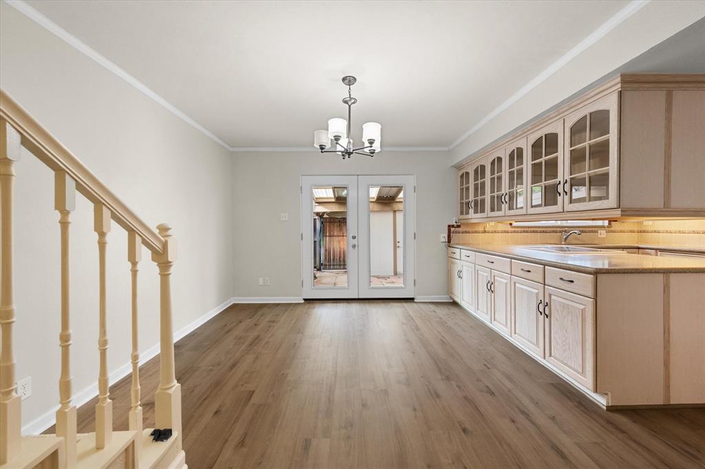 Arlington Downs Twnhs - Residential