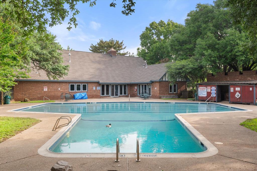 Arlington Downs Twnhs - Residential
