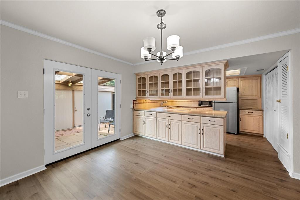 Arlington Downs Twnhs - Residential