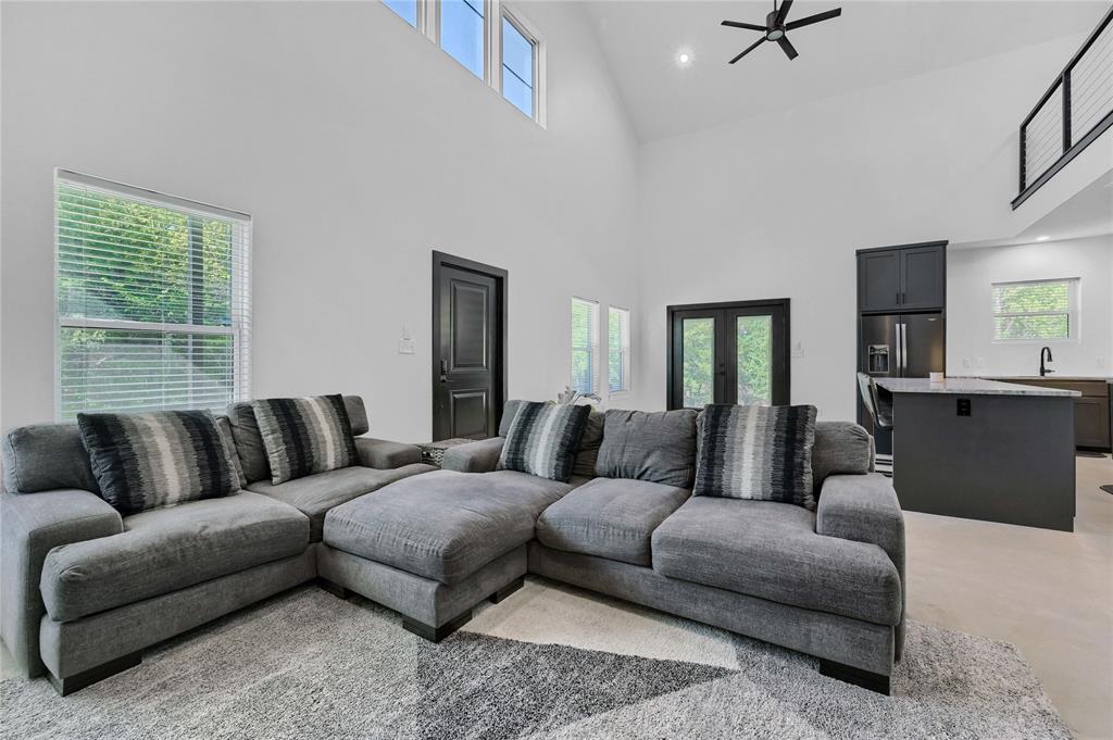 EARNHARTBUILTS - Residential